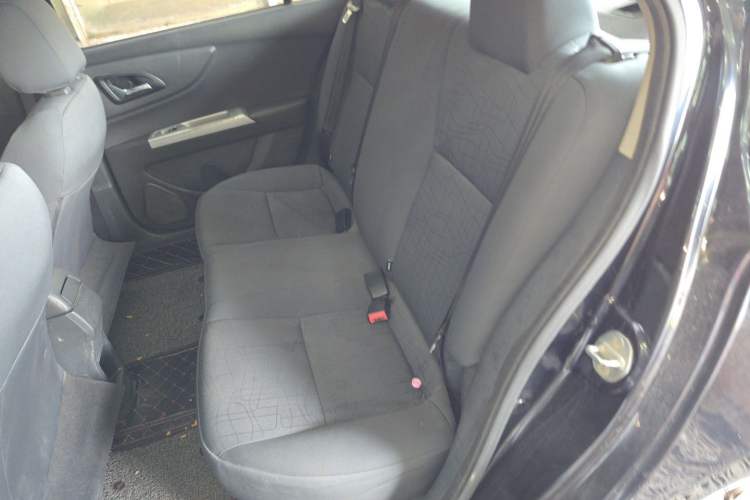 Used Dongfeng Aeolus A30 2014 1.5L Manual Sishang Model Left Rear Seat