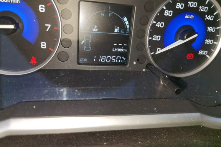 Used Dongfeng Aeolus A30 2014 1.5L Manual Sishang Model Odometer Close Up