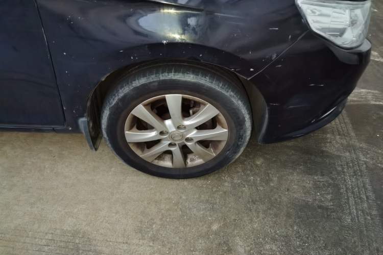 Used Dongfeng Aeolus A30 2014 1.5L Manual Sishang Model Right Front Wheel Hub