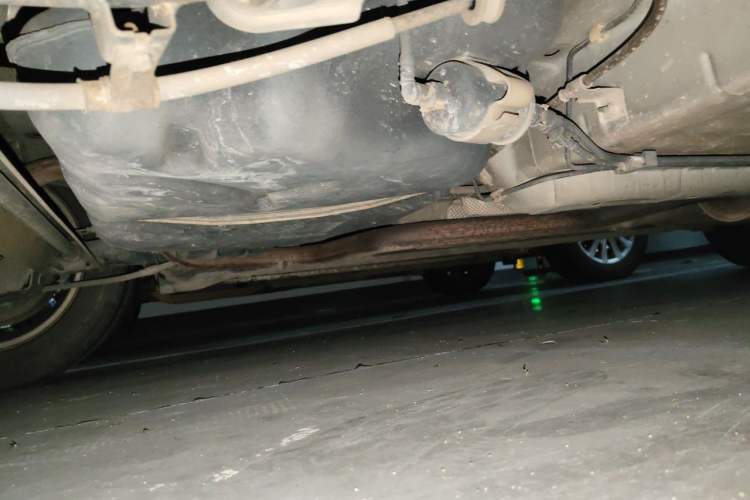 Used Dongfeng Aeolus A30 2014 1.5L Automatic Luxury Version Chassis Rear Right