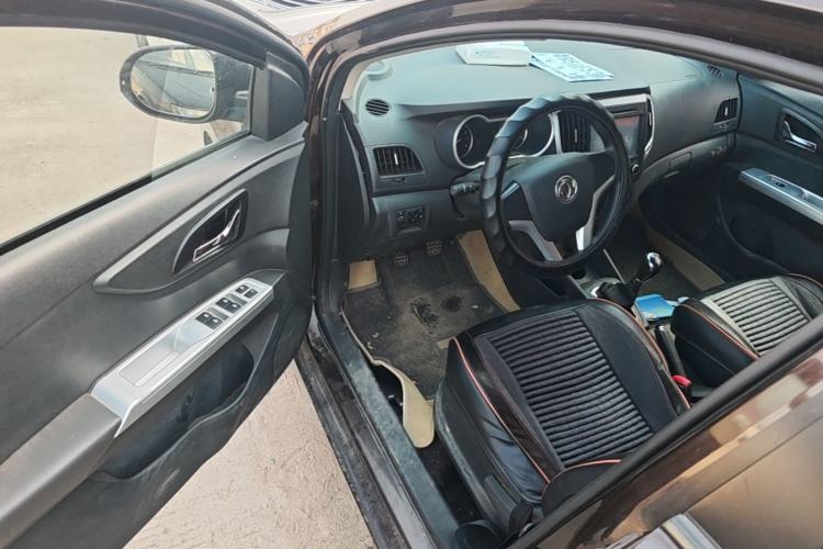 Used Dongfeng Aeolus A30 2014 1.5L Manual Smart-Drive Luxury Edition Driver Seat