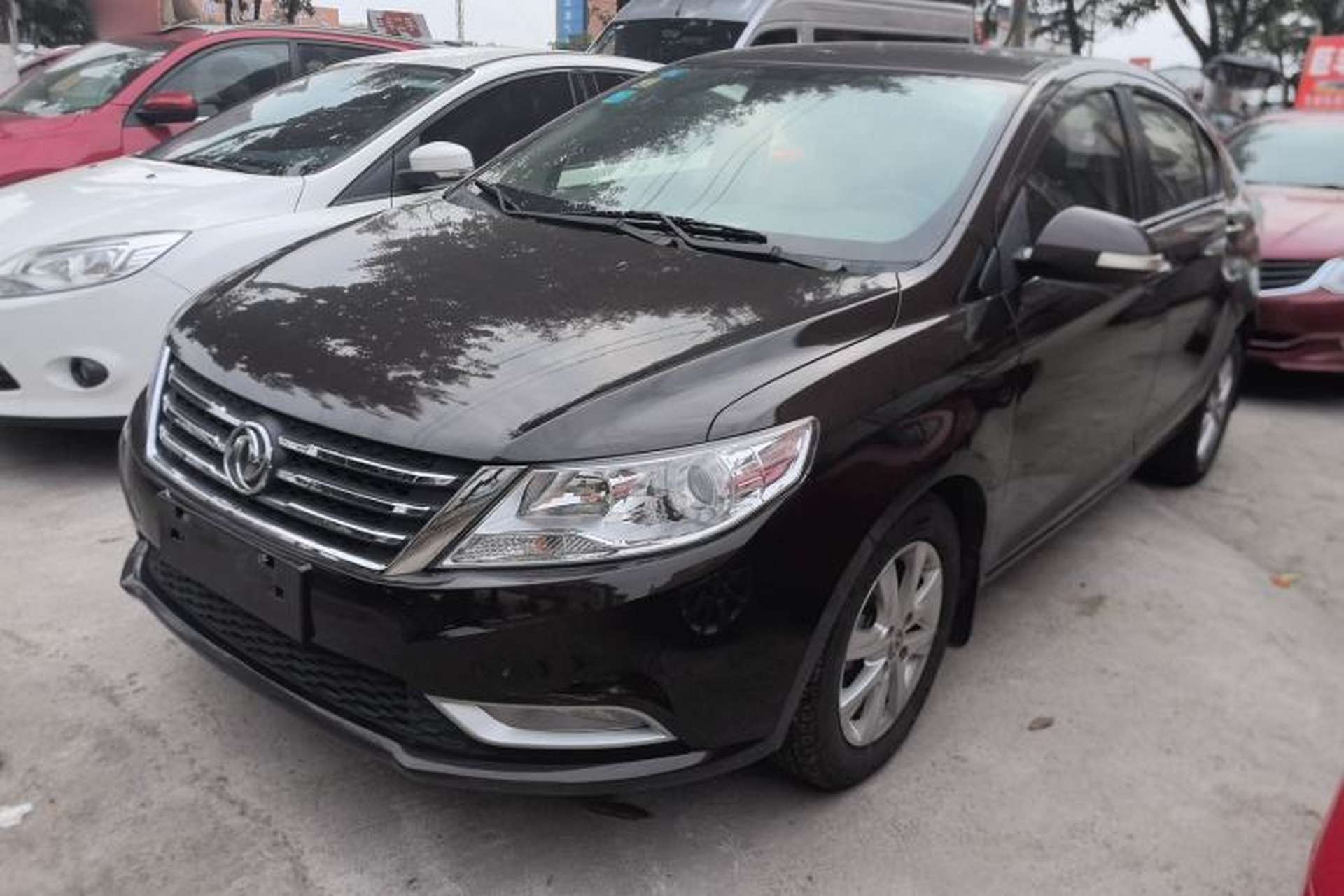 Used Dongfeng Aeolus A30 2014 1.5L Manual Smart Drive Smart Edition Front Left 45 Deg