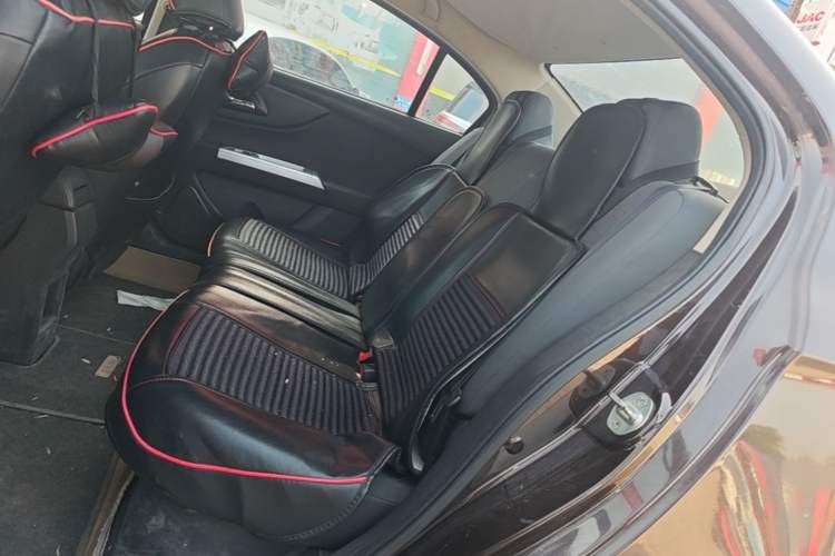 Used Dongfeng Aeolus A30 2014 1.5L Manual Smart-Drive Luxury Edition Left Rear Seat