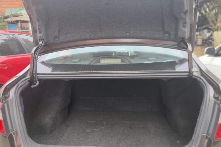 Used Dongfeng Aeolus A30 2014 1.5L Manual Smart Drive Smart Edition Trunk