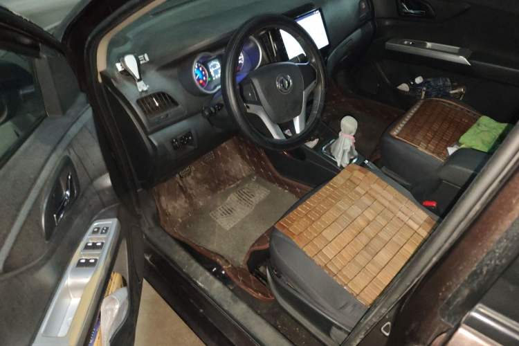 Used Dongfeng Aeolus A30 2014 1.5L Manual Smart-Drive Luxury Edition Driver Seat