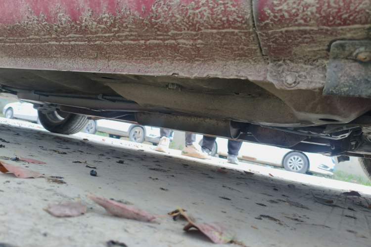 Used Dongfeng Aeolus A30 2014 1.5L Automatic ZhiShang Model Chassis Front Right