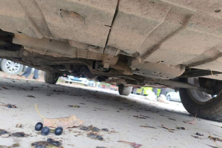 Used Dongfeng Aeolus A30 2014 1.5L Automatic ZhiShang Model Chassis Front