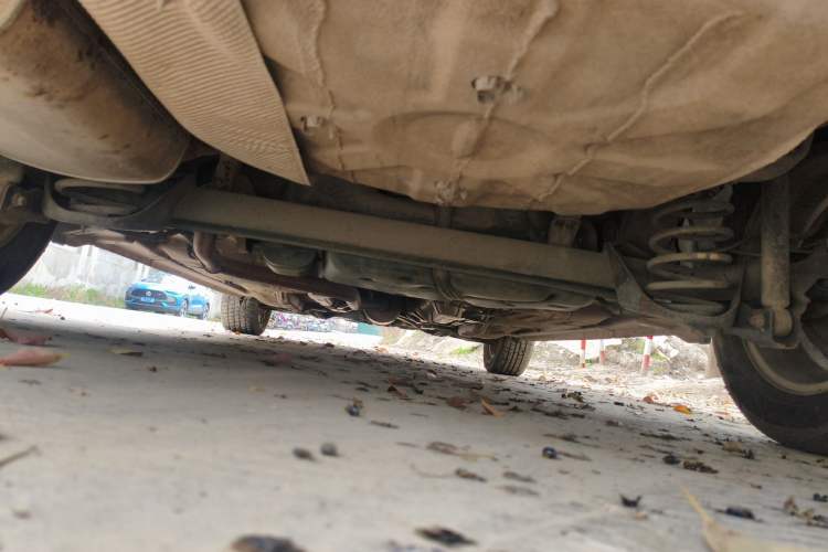 Used Dongfeng Aeolus A30 2014 1.5L Automatic ZhiShang Model Chassis Rear
