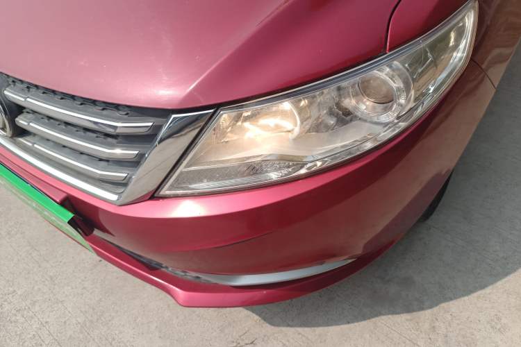 Used Dongfeng Aeolus A30 2014 1.5L Automatic ZhiShang Model Left Front Headlight