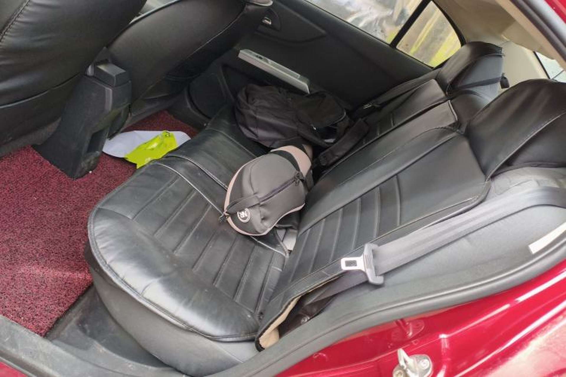 Used Dongfeng Aeolus A30 2014 1.5L Automatic ZhiShang Model Left Rear Seat