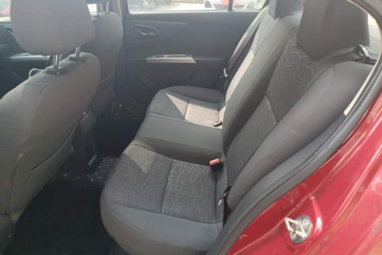 Used Dongfeng Aeolus A30 2014 1.5L Automatic ZhiShang Model Left Rear Seat