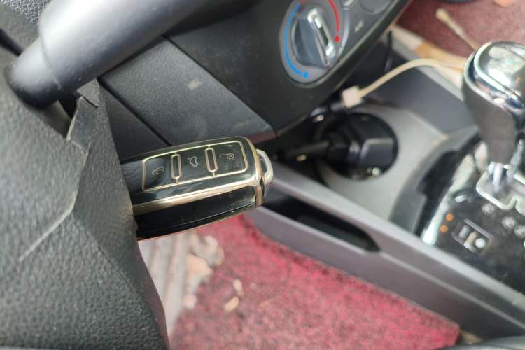 Used Dongfeng Aeolus A30 2014 1.5L Automatic ZhiShang Model Vehicle Key