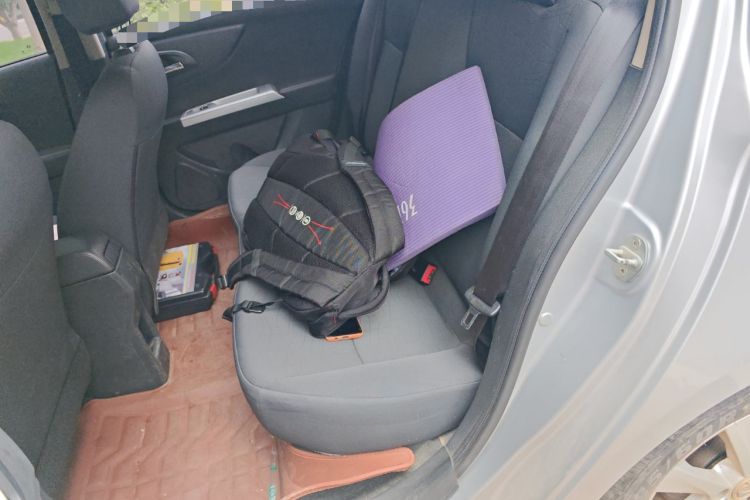 Used Dongfeng Aeolus A30 2014 1.5L Manual Sishang Model Left Rear Seat