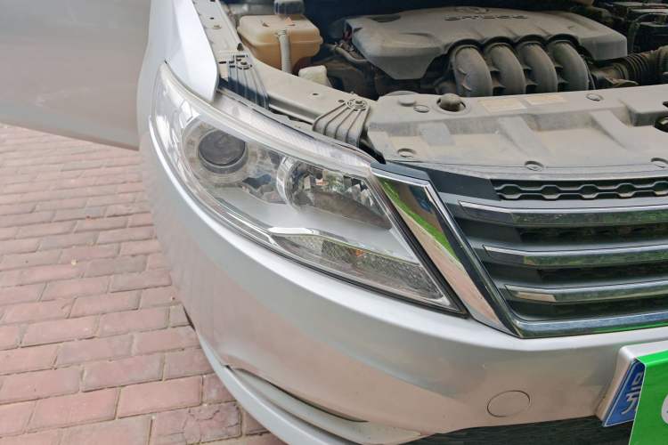 Used Dongfeng Aeolus A30 2014 1.5L Manual Sishang Model Right Front Headlight