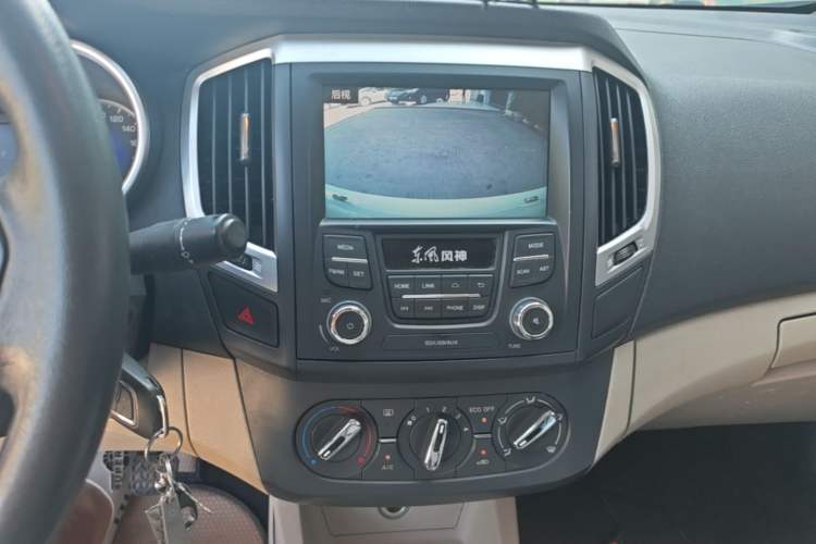 Used Dongfeng Aeolus A30 2014 1.5L Manual Smart Drive Smart Edition Audio And AC Panel