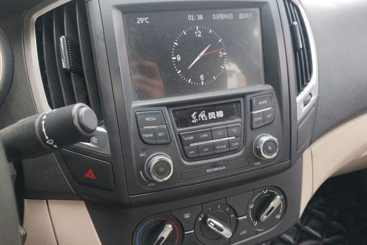 Used Dongfeng Aeolus A30 2014 1.5L Automatic ZhiShang Model Audio And AC Panel