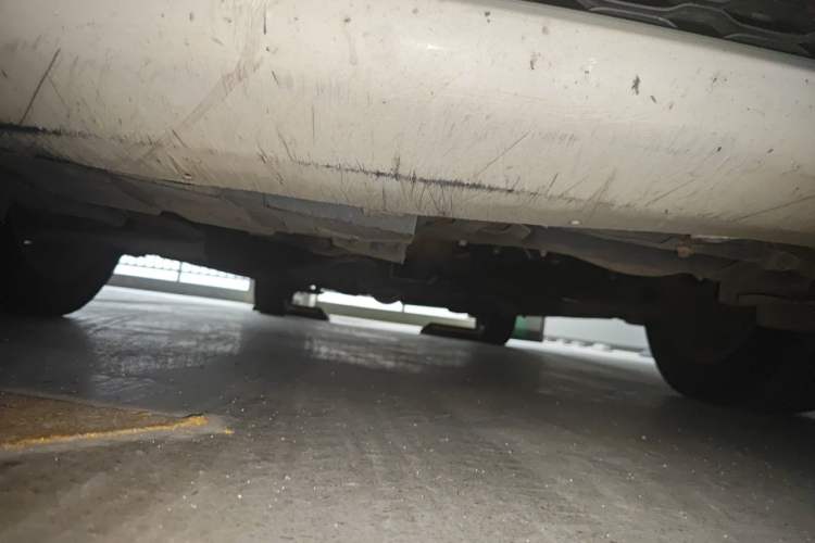 Used Dongfeng Aeolus A30 2014 1.5L Automatic ZhiShang Model Chassis Front