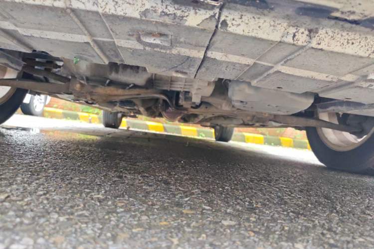 Used Dongfeng Aeolus A30 2014 1.5L Automatic ZhiShang Model Chassis Front