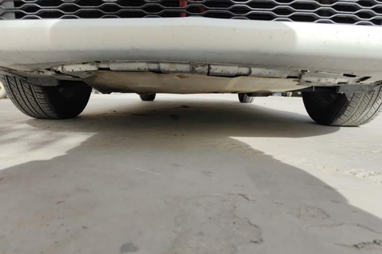 Used Dongfeng Aeolus A30 2014 1.5L Manual Sishang Model Chassis Front
