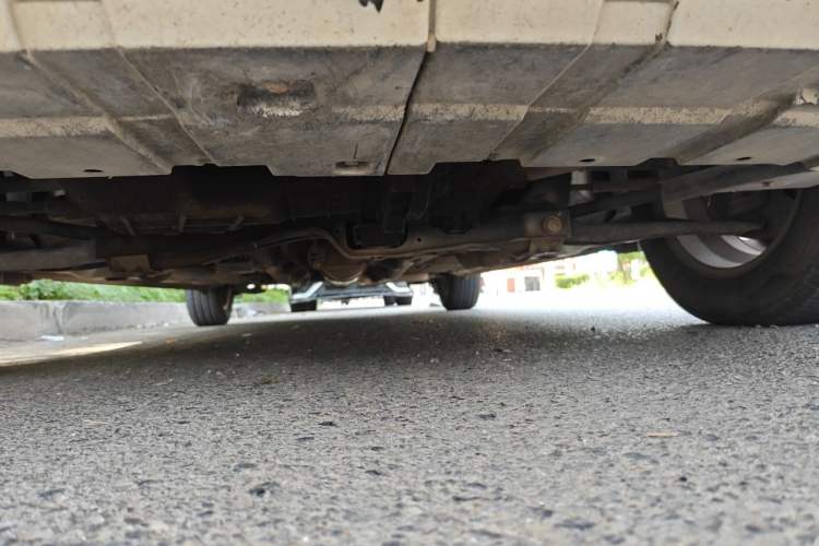 Used Dongfeng Aeolus A30 2014 1.5L Manual Sishang Model Chassis Front