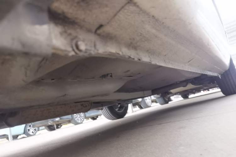 Used Dongfeng Aeolus A30 2014 1.5L Automatic ZhiShang Model Chassis Front Left