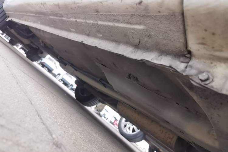 Used Dongfeng Aeolus A30 2014 1.5L Automatic ZhiShang Model Chassis Front Right