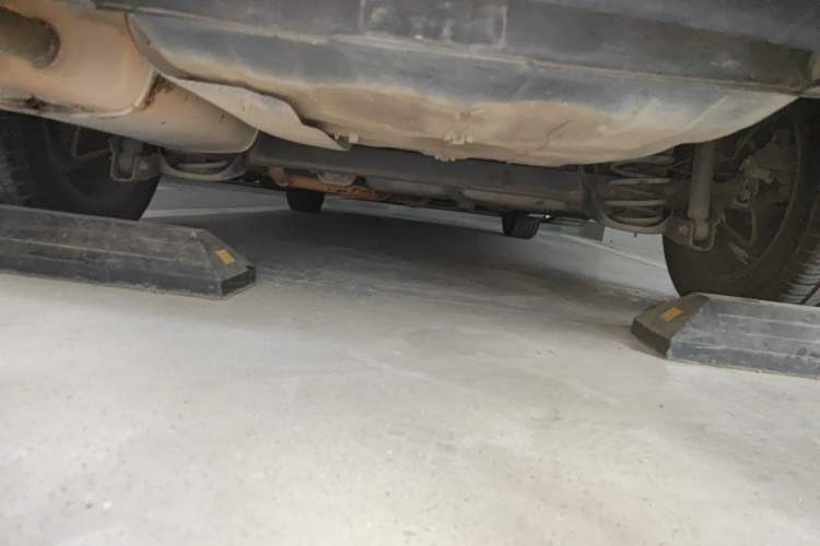 Used Dongfeng Aeolus A30 2014 1.5L Automatic ZhiShang Model Chassis Rear