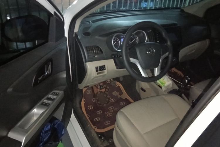 Used Dongfeng Aeolus A30 2014 1.5L Manual Sishang Model Driver Seat