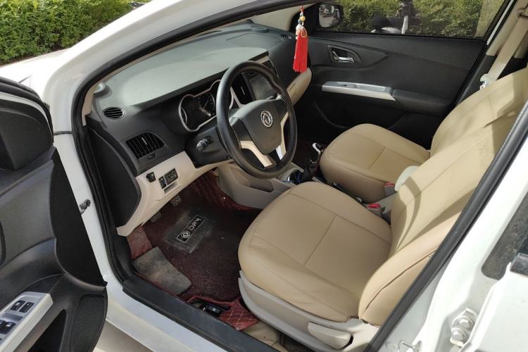 Used Dongfeng Aeolus A30 2014 1.5L Manual Sishang Model Driver Seat