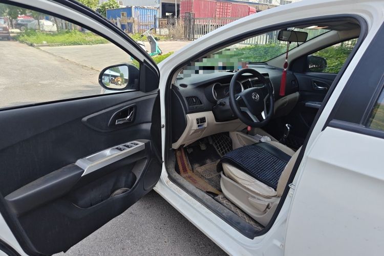 Used Dongfeng Aeolus A30 2014 1.5L Manual Sishang Model Driver Seat