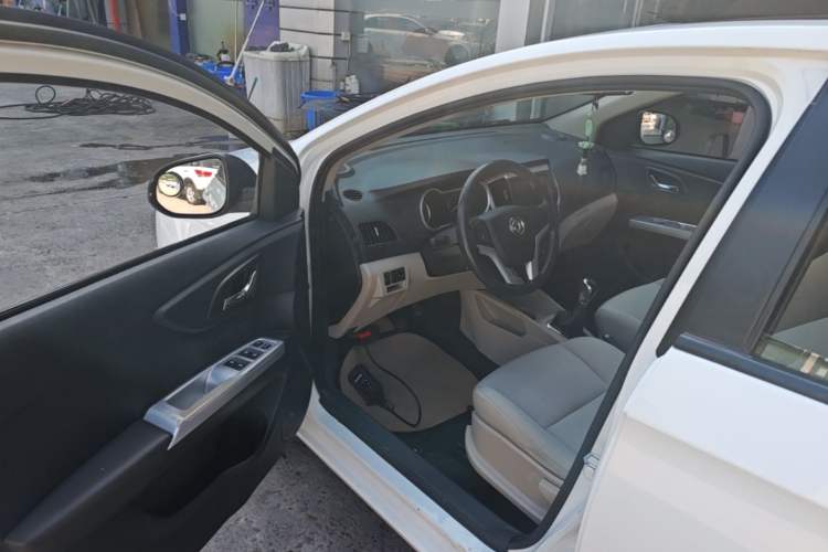 Used Dongfeng Aeolus A30 2014 1.5L Manual Smart Drive Smart Edition Driver Seat