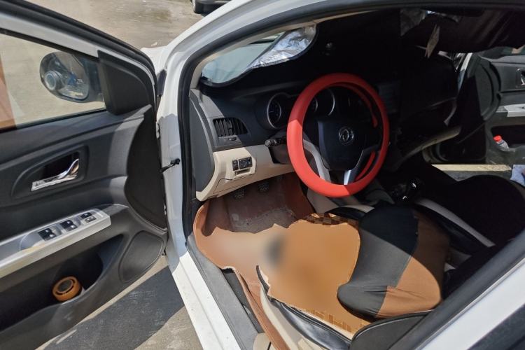 Used Dongfeng Aeolus A30 2014 1.5L Manual Smart-Drive Luxury Edition Driver Seat