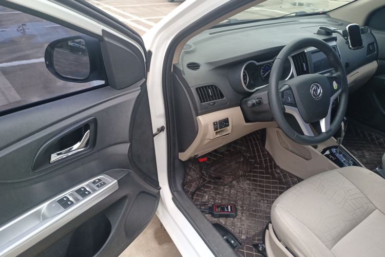 Used Dongfeng Aeolus A30 2014 1.5L Automatic ZhiShang Model Driver Seat