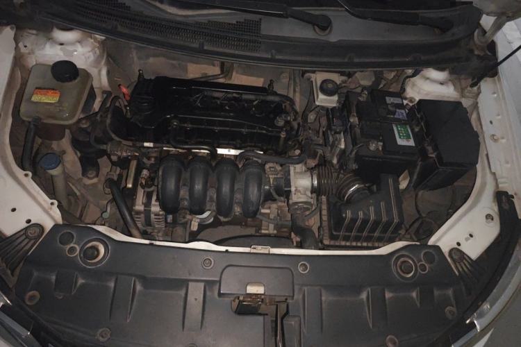 Used Dongfeng Aeolus A30 2014 1.5L Automatic ZhiShang Model Engine Bay