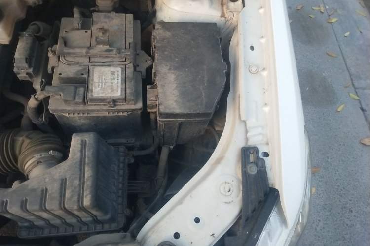 Used Dongfeng Aeolus A30 2014 1.5L Manual Smart Drive Smart Edition Engine Bay Left