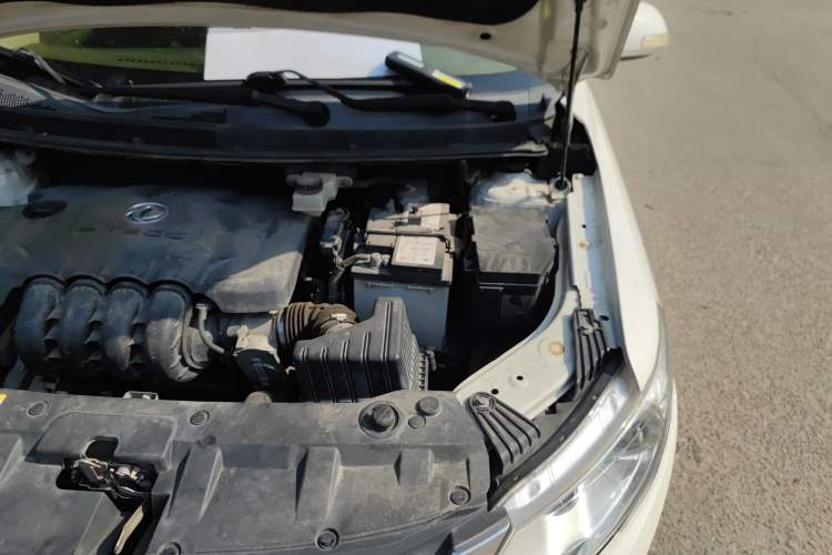 Used Dongfeng Aeolus A30 2014 1.5L Manual Smart Drive Smart Edition Engine Bay Left