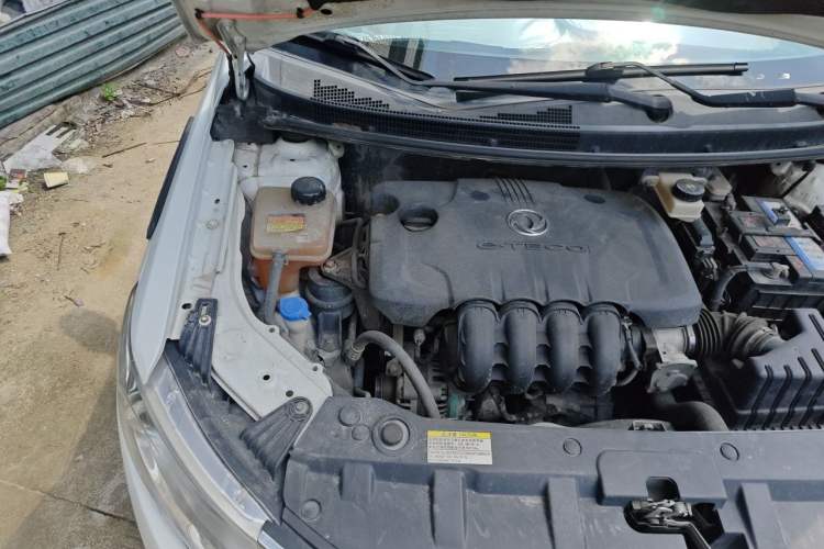 Used Dongfeng Aeolus A30 2014 1.5L Manual Smart-Drive Luxury Edition Engine Bay Right