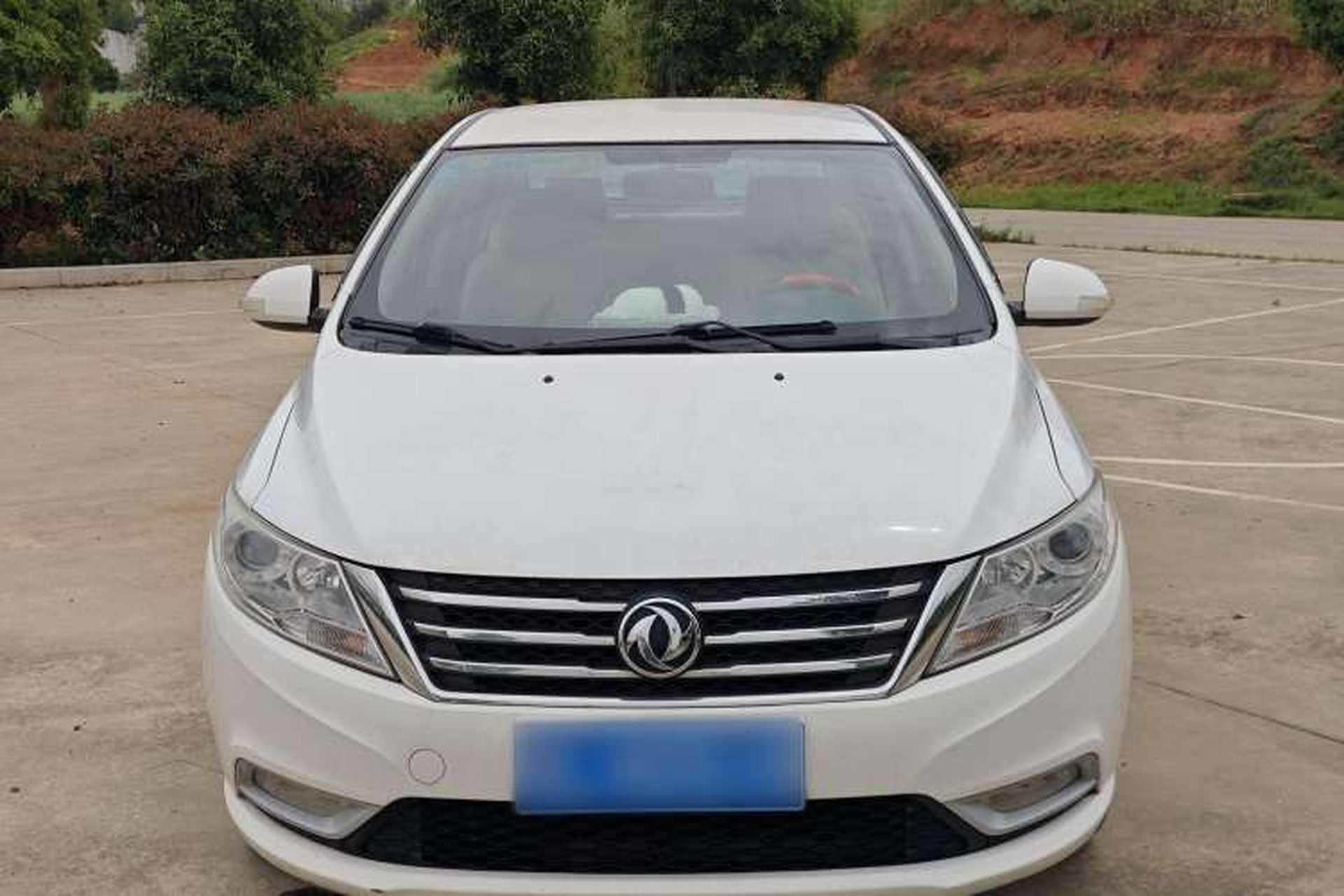 Used Dongfeng Aeolus A30 2014 1.5L Manual Smart-Drive Luxury Edition Exterior 1