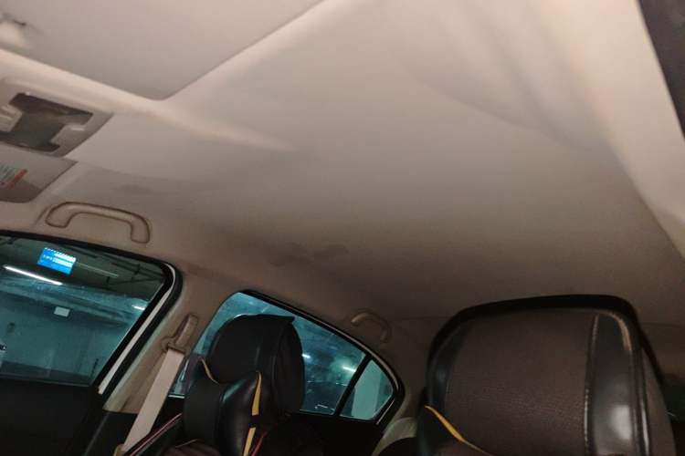 Used Dongfeng Aeolus A30 2014 1.5L Manual Sishang Model Headliner