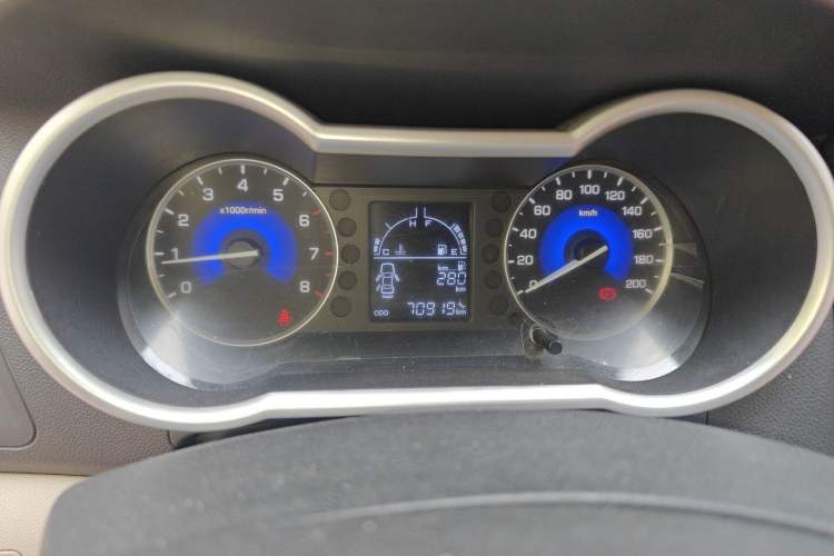 Used Dongfeng Aeolus A30 2014 1.5L Manual Smart-Drive Luxury Edition Instrument Cluster