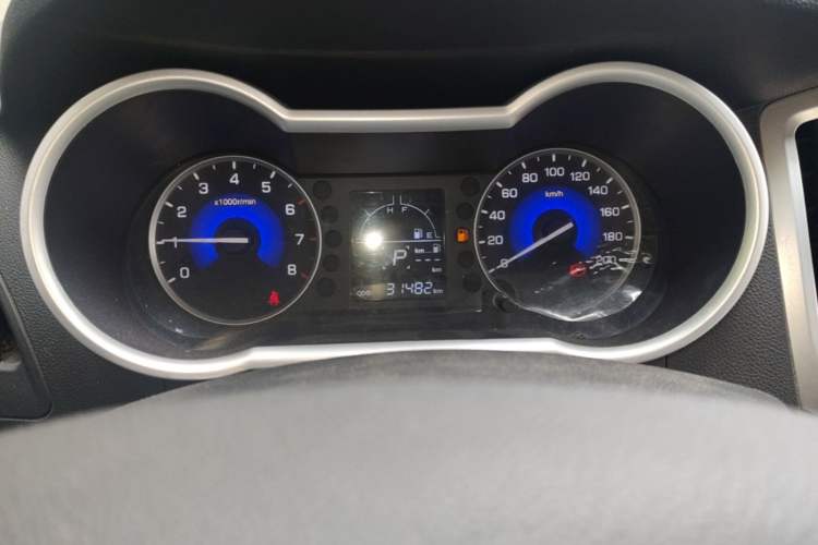 Used Dongfeng Aeolus A30 2014 1.5L Automatic ZhiShang Model Instrument Cluster