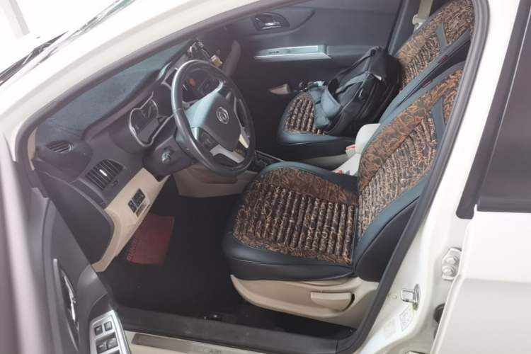 Used Dongfeng Aeolus A30 2014 1.5L Automatic ZhiShang Model Left Front Seat
