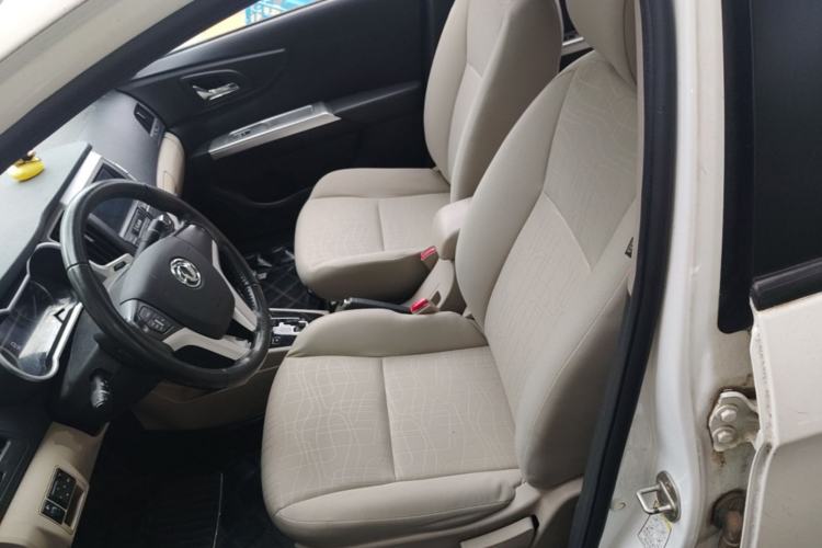 Used Dongfeng Aeolus A30 2014 1.5L Automatic ZhiShang Model Left Front Seat