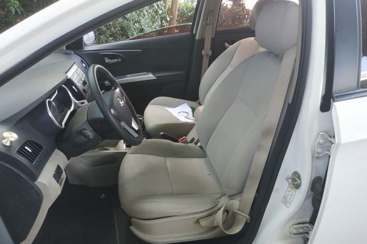 Used Dongfeng Aeolus A30 2014 1.5L Manual Sishang Model Left Front Seat