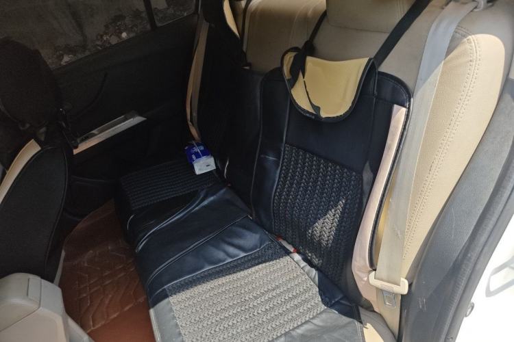 Used Dongfeng Aeolus A30 2014 1.5L Manual Smart-Drive Luxury Edition Left Rear Seat