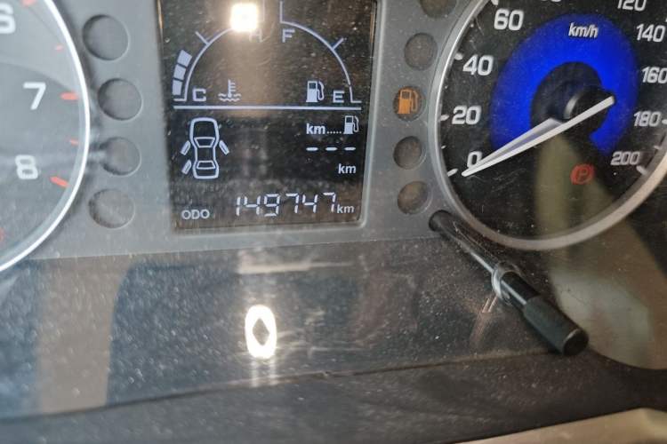 Used Dongfeng Aeolus A30 2014 1.5L Manual Smart-Drive Luxury Edition Odometer Close Up