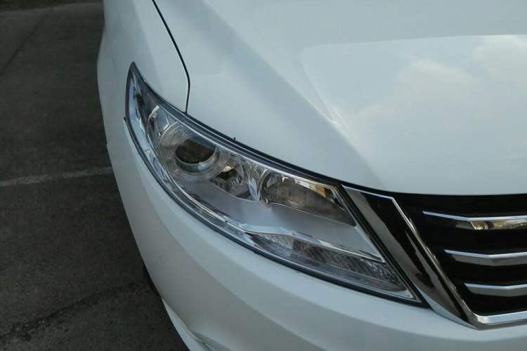Used Dongfeng Aeolus A30 2014 1.5L Manual Smart-Drive Luxury Edition Right Front Headlight