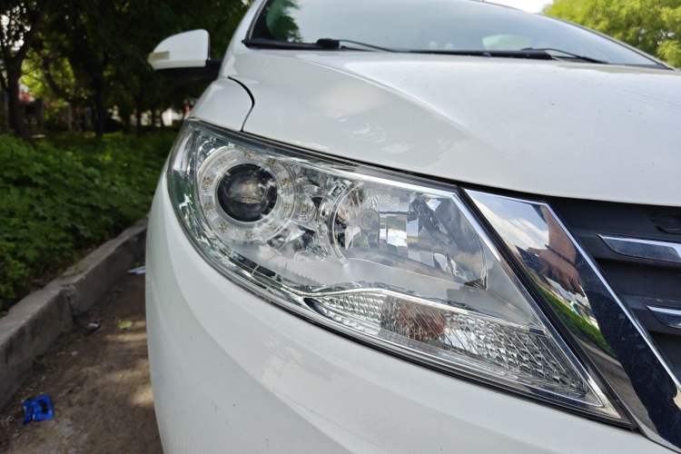 Used Dongfeng Aeolus A30 2014 1.5L Manual Sishang Model Right Front Headlight