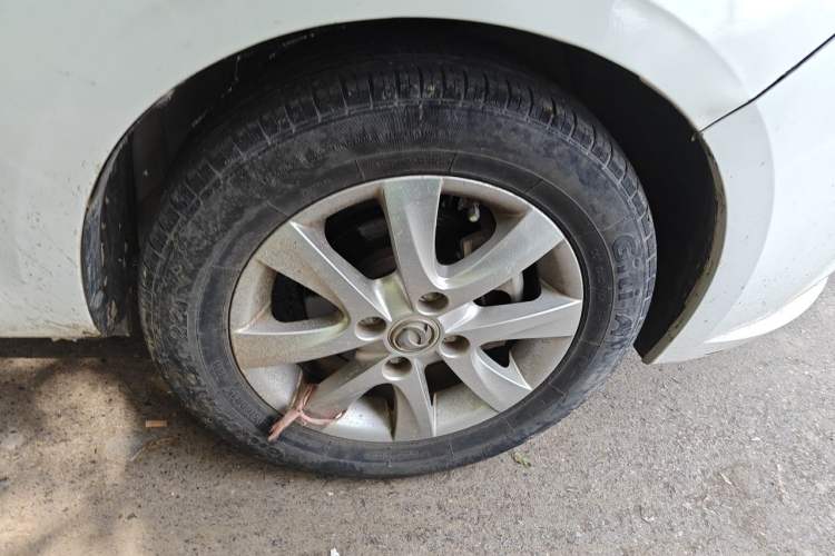 Used Dongfeng Aeolus A30 2014 1.5L Manual Sishang Model Right Front Wheel Hub