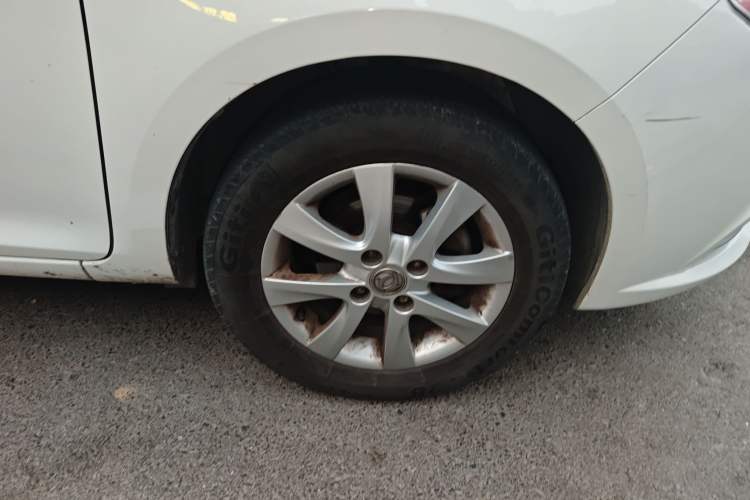 Used Dongfeng Aeolus A30 2014 1.5L Manual Sishang Model Right Front Wheel Hub